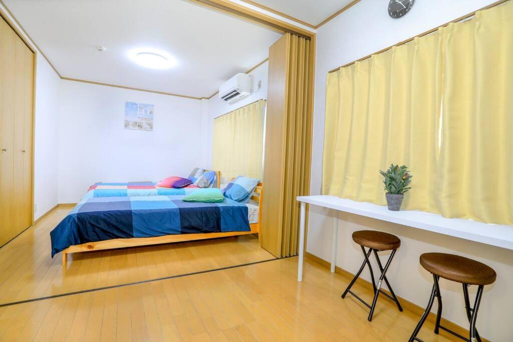 鶴橋駅徒歩2分 トイレ浴室複数あり3階建て一軒家車庫付き Apartment โอซาก้า ภายนอก รูปภาพ