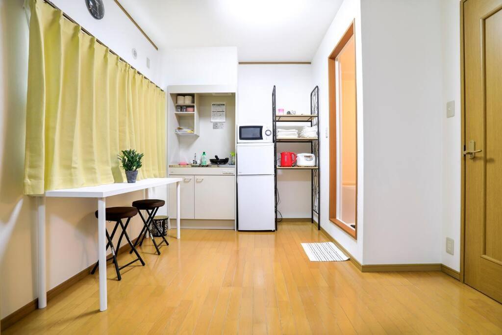 鶴橋駅徒歩2分 トイレ浴室複数あり3階建て一軒家車庫付き Apartment โอซาก้า ภายนอก รูปภาพ